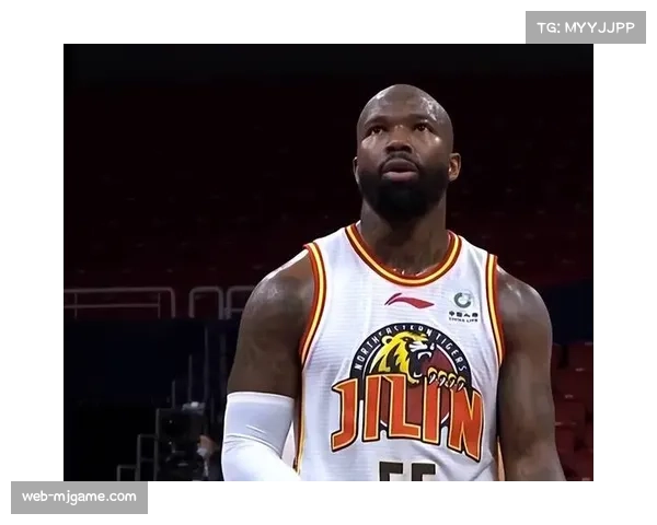 CBA官方公布月度最佳国际球员:新疆队外援多米尼克·琼斯当选